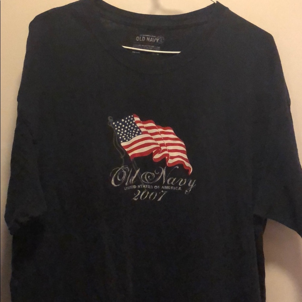 Old Navy T Shirt